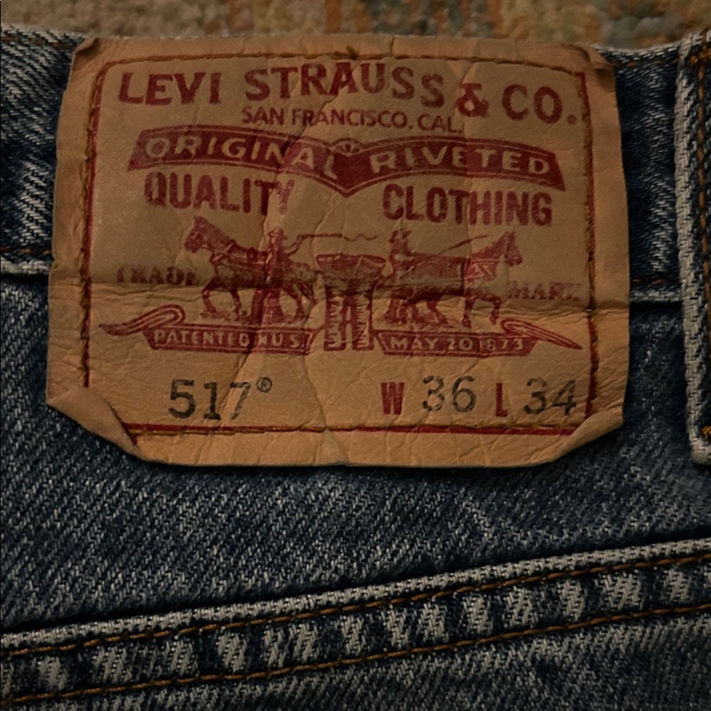 Levi's Men's Classic Indigo Boot Cut Jeans 36x34 - Picture 2 of 5